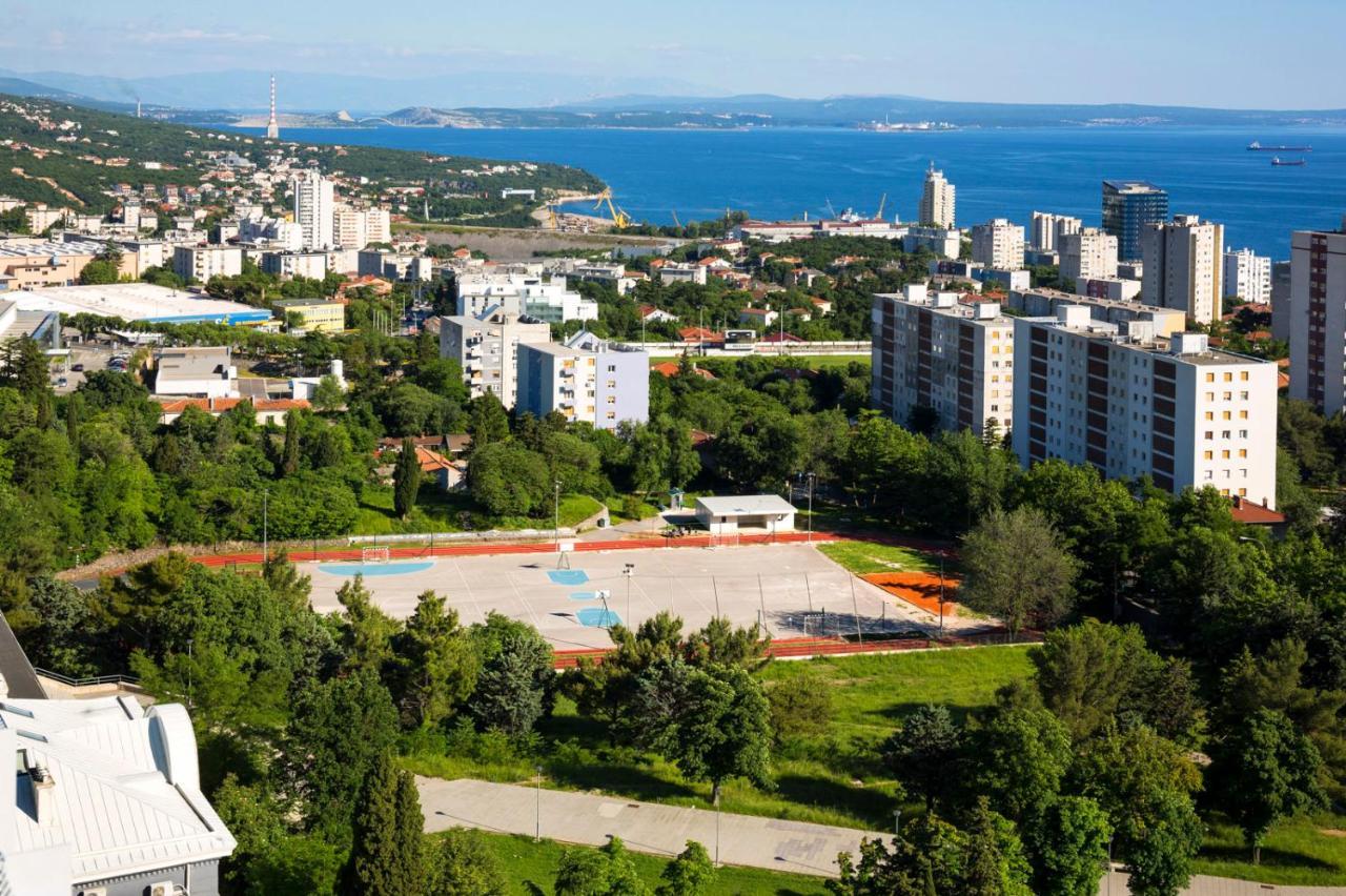 Paha-Paha Modern Apartment With Sea View, Fast Wi-Fi, And Free Parking! Rijeka Buitenkant foto